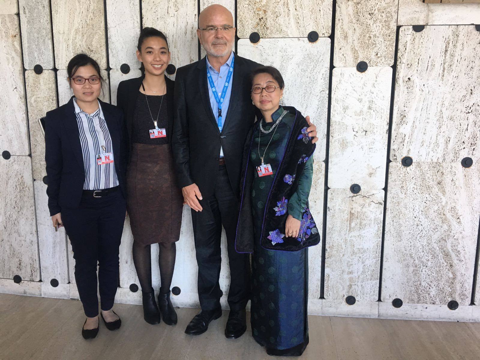 Toàn cảnh Chiến dịch Vận động Nhân quyền UPR năm 2017 - gặp gỡ với ông UN Special Rapporteur on human rights defenders, Michel Forst - Báo cáo viên đặc biệt của Liên Hiệp Quốc về Nhà hoạt động nhân quyền (4)